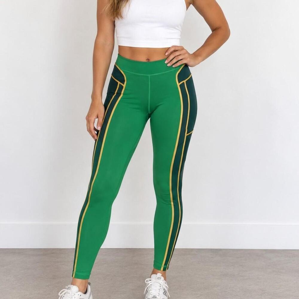 Fabletics Green Colorblock Leggings 💚